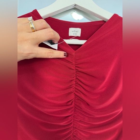 ARITZIA DRESS - Picture 6 of 8